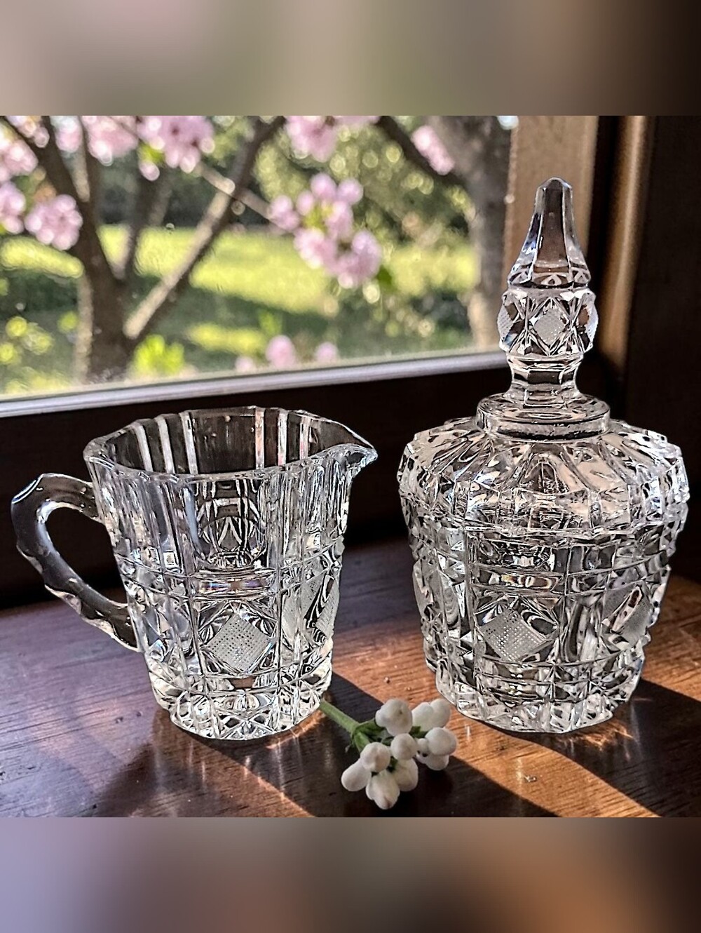 Vtg Crystal Creamer Sugar Bowl Set Finial Lid Diamond Etched Pattern‎ Victorian